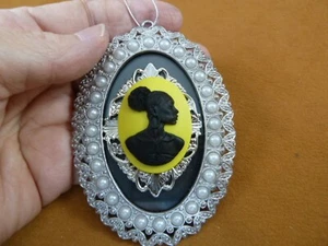 CA20-169 RARE African American LADY yellow black CAMEO silver + pearl ornament - Picture 1 of 2