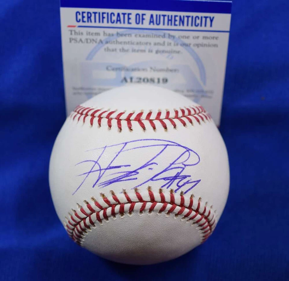 Howie Kendrick PSA DNA Coa Autograph Major League OML Signed Baseball - Image 1 of 2