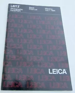 1984 LEITZ ATTREZZATURA FOTOGRAFICA LEICA FOTOCAMERA VENDITA LIBRETTO BROCHURE - Foto 1 di 3