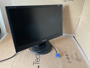 Samsung 2243SN – 21,5” VGA-Breitbildmonitor - Afbeelding 1 van 3