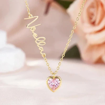 Collar colgante con nombre personalizado simulado corte corazón de 1 quilate enchapado en oro amarillo de 14 k Foto 1 de 4