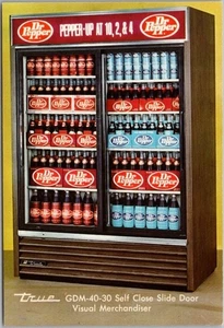 c1960s DR. PEPPER / Store Display Advertising Postcard "TRUE Model GDM-40-30" - Picture 1 of 2