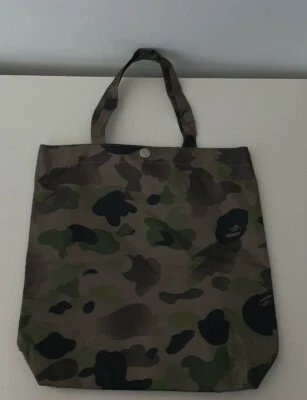 Bolso de Mano A BATHING APE Verde Camuflaje De Colección BAPE Raro Camuflaje Foto 1 de 4