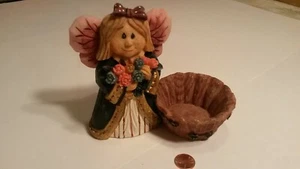 Ángel mujer niña flores rosas alas cesta cubo estatuilla cerámica - Imagen 1 de 2