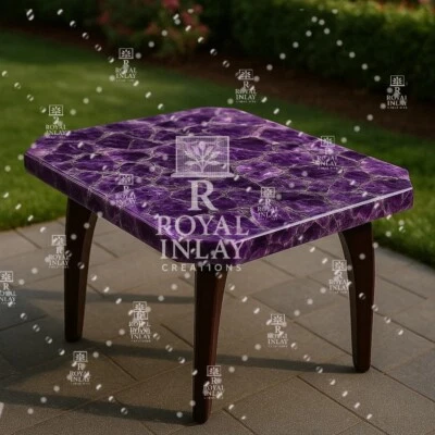 Угловой столик из аметиста с кристаллами — центральный элемент из фиолетового камня для интерьера - Изображение 1 из 4