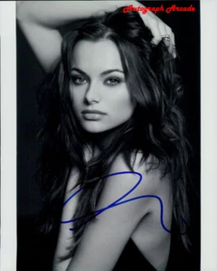 CHRISTINA OCHOA Blood Drive Signed Original Autographed Photo 8x10 COA #2 - Picture 1 of 1