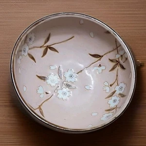 Vintage / Antique Japanese small pottery bowl Signed pink with dogwood flowers - Picture 1 of 3