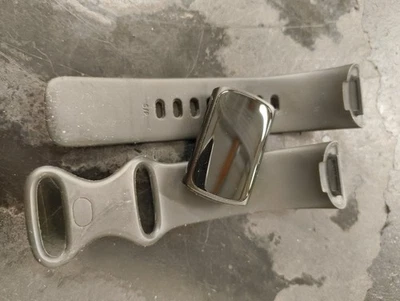 Fitbit Charge 6 Aktivitäts-Tracker - Obsidian/Schwarz - Bild 1 von 4