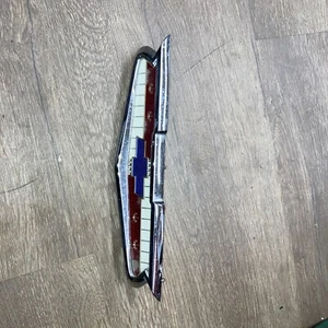 1955-1956 Chevrolet Deck Lid Chrome Emblem  - Bild 1 von 11