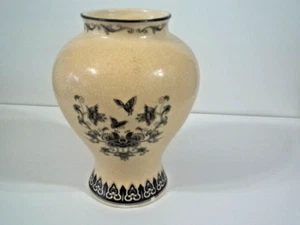 K's Collection Vase Floral Butterflies Crazed Crackle Finish Mid Century - Picture 1 of 7