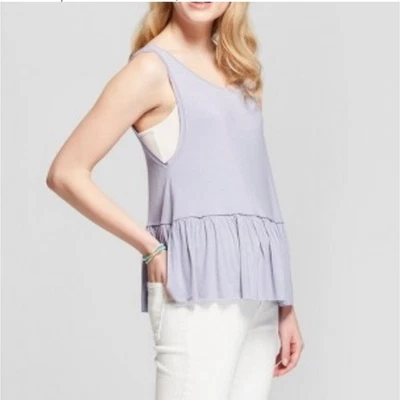 Camiseta sin mangas Mossimo para mujer talla XS periwinkle peplum sin mangas rayón suave Foto 1 de 4