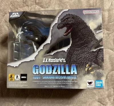 S.H.MonsterArts Godzilla 1991 Shinjuku Decisive Battle Figure - Image 1 of 4
