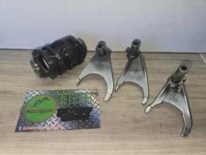 07 Yamaha YZ 450F 450 F OEM Transmission Shift Drum Fork Set - Bild 1 von 2