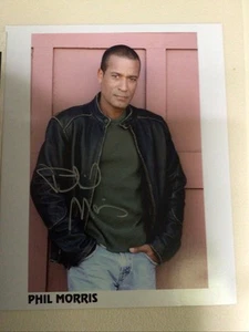 Phil Morris Actor Autographed Signed 8X10 Photo "Doom Patrol" Silas Stone - Picture 1 of 3