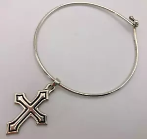 Bracciale James Avery Small 6 1/2" con gancio e ciondolo croce della passione - Foto 1 di 8