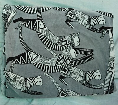 Luxury Indian Cat Print Soft Velvet Fabric Upholstery Dressmaking Sewing Boho Ae - Image 1 of 4