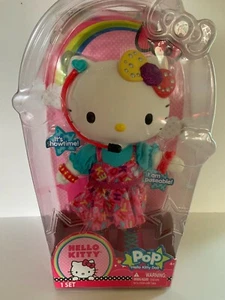 2013 HELLO KITTY POSEABLE PoP DOLL + ACCESSORIES - Picture 1 of 5