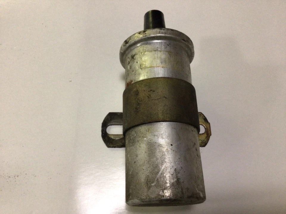 Катушка зажигания Triumph MG Jaguar Lucas 45266A 110 76 15C6  - Изображение 1 из 4
