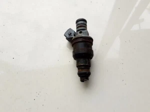 Peugeot 306 1998 Fuel Injector 2080150987, 957 #815828-88 - Picture 1 of 2