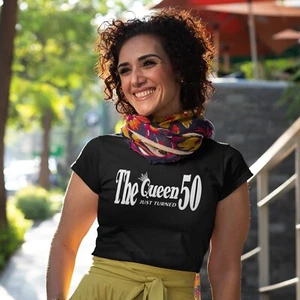 Queen Just Turned 50 Geburtstag T-Shirt Geschenk für Frauen lustiges T-Shirt 50. Geschenk UK - Bild 1 von 12