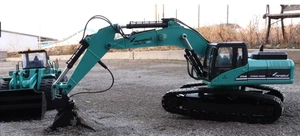 Excavadora G704E totalmente metálica con enganche rápido 7 KG RTR Gasolina AMEWI 22501 - Imagen 1 de 10