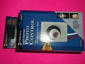 INTERMATIC FIXED POSITION PHOTO CONTROL 120V K4021C - Picture 1 of 1