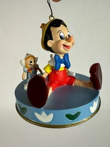 E' Un Piccolo Mondo Pinocchio Decorazione Natalizia, The Disney Artist Collection - Foto 1 di 6