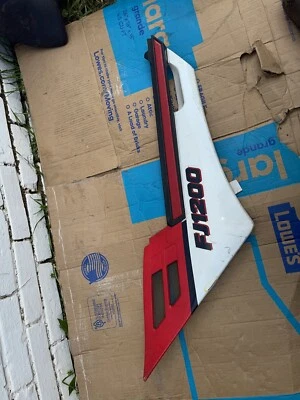 Carenado cubierta lateral izquierda Yamaha FJ1200 Foto 1 de 4