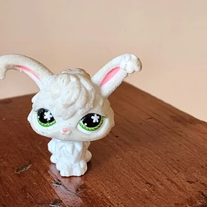 Littlest Pet Shop~#515~Conejo Conejo~Angora~Blanco~Difuso~Ojos de Flor Verde - Imagen 1 de 6