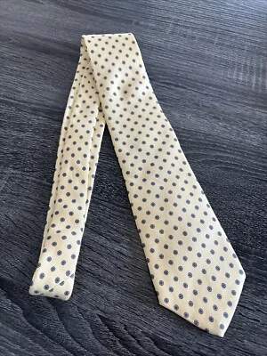 Gravata masculina de seda amarela SAKS FIVE AVENUE FEITA NOS EUA floral - Imagem 1 de 4