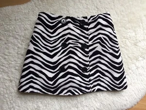 Gymboree Girls Size 5 Zebra White Black Skirt Skort - Picture 1 of 4