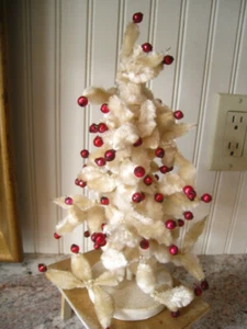 RARE/HTF Chenille/Pipe Cleaner Bottle Brush Tree Mini Ornaments Christmas 10.5" - Picture 1 of 7