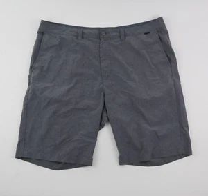 Travis Mathew Men's Shorts 38 Light Gray Golf Flat Front Performance Apparel - Picture 1 of 8