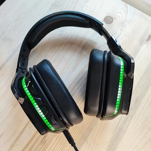 Logitech G935  Cuffie  RGB Wireless 7.1 - Foto 1 di 4