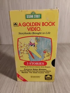Sesame Street Muppets 3 Stories A Golden Book Video VHS 1985 Vintage - Imagen 1 de 5