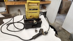 Unidad de potencia de bomba hidráulica Enerpac PUJ1200B 115V con colgante remoto 10k-PSI - Imagen 1 de 12