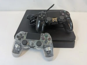 Consola Sony PlayStation 4 Slim PS4 - 1TB Negra PS4 con Controlador - CUH-2215B - Imagen 1 de 15