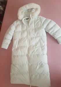 Weißer Oversize Wintermantel - Bild 1 von 6