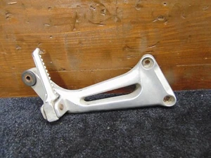 HONDA VTR1000 VTR 1000 FIRESTORM 1997-2002 RIGHT HAND REAR FOOT PEG AND HANGER - Picture 1 of 5