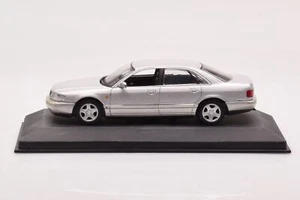 Audi A8 D2 Silver Green Strip Minichamps 1/43 - Picture 1 of 4
