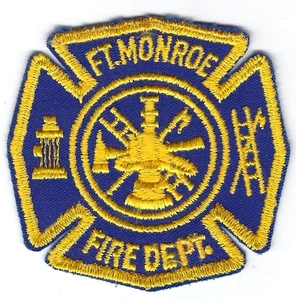 VIRGINIA - *De colección* - Departamento de Bomberos de Fort Monroe - [Parche Estilo Maltés] - Imagen 1 de 1