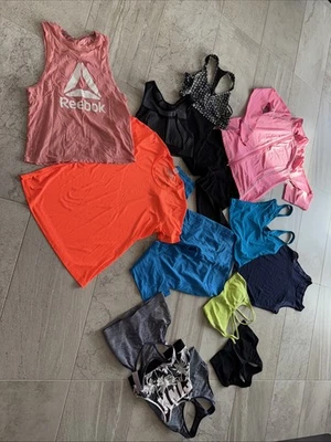 Nike,, Victoria’s Secret, Under Armour y otras prendas deportivas lote mediano de 15 Foto 1 de 3