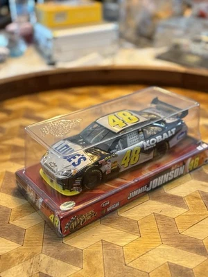 Jimmie Johnson 1/24 2008 #48 Lowe's/Kobalt Chevy Impala {Círculo del Ganador} Foto 1 de 3