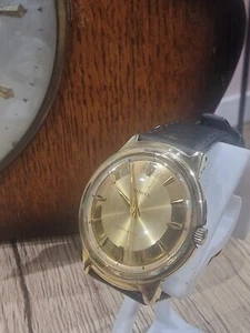 1968 @ Swiss Borel Automatikuhr (8.0/10) - boxed, 18mm Lederarmband. - Bild 1 von 13