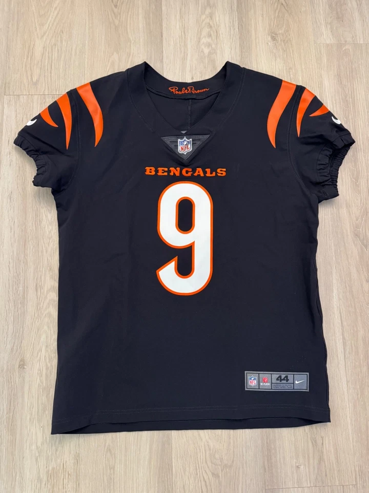Camiseta deportiva Nike Vapor Elite intocable Joe Burrow Cincinnati Bengals NFL 44 grande Foto 1 de 4