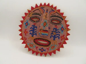¿Huichol vintage? ¿Mexicano? Máscara de madera de sol con cuentas 8" - Imagen 1 de 8