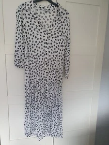 Zara Black And White Floral Amelia Dress Size Small - Picture 1 of 5