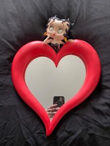 Betty Boop King Features Syndicate 2008 Red Rare Heart Shaped Mirror Display