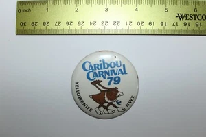 Cuchillo amarillo de colección Caribou Carnival 1979 nuevo con etiquetas Canadá botón pin insignia - Imagen 1 de 2