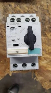 SIEMENS 3RV1021-1DA10 MANUAL MOTOR STARTER W228 - Picture 1 of 1